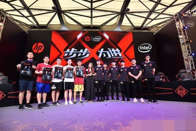 壹号娱乐包含Karsa在热火比赛中高光表现，势不可挡引发热议！的词条