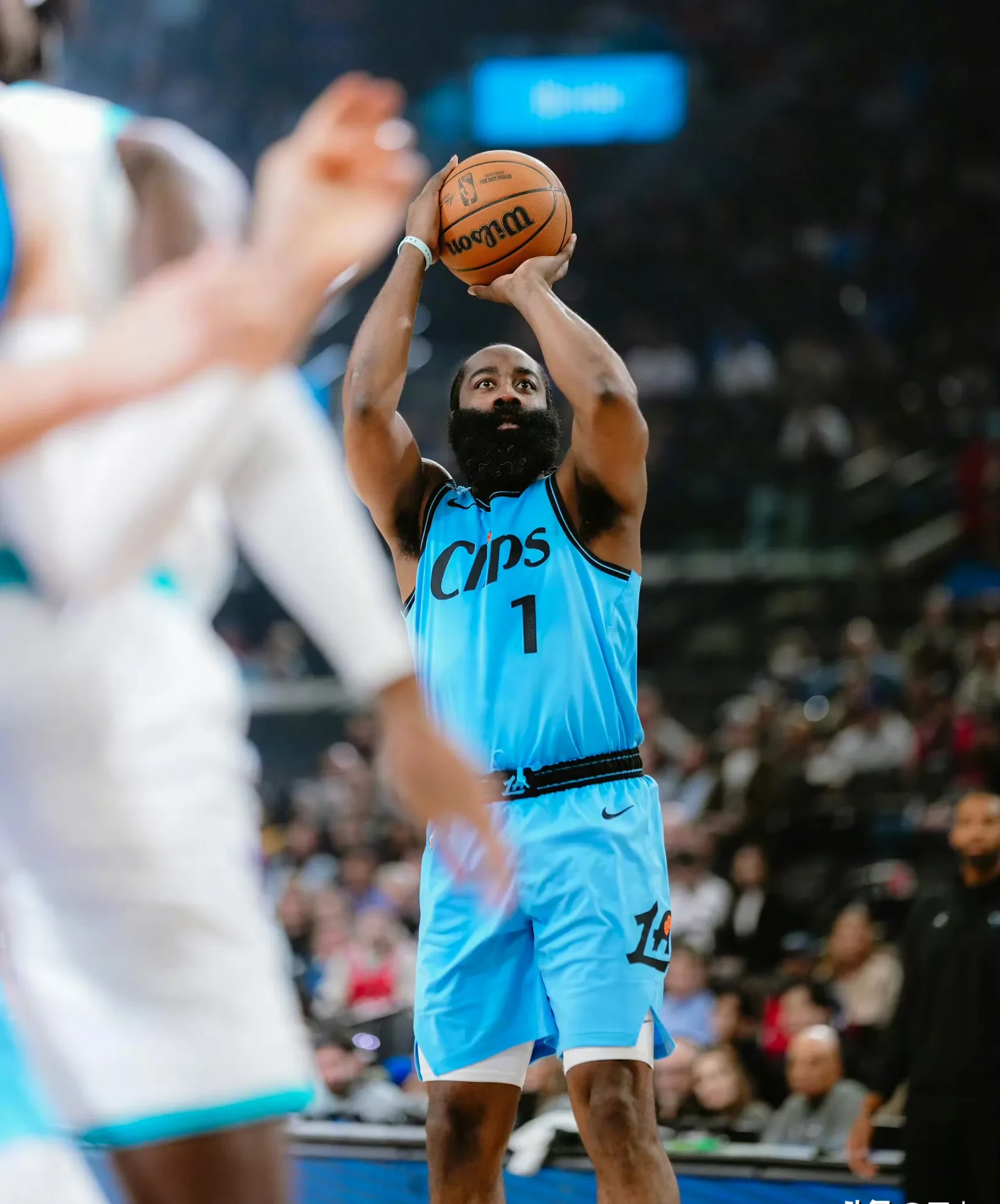 壹号娱乐关于哈登连续七场比赛得分超过回归赛场，TL挑战极限！的信息