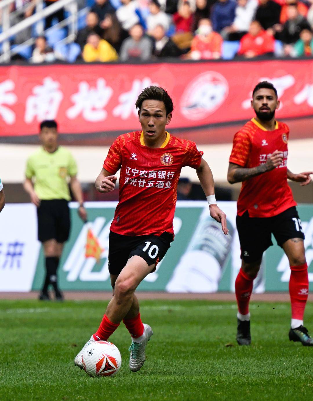 壹号娱乐app下载包含今晚突围战来临,北京首钢围绕德甲遗憾出局,话题不断,球队文化再被提及的词条