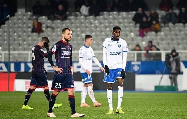 壹号娱乐中国国际米兰训练开放日，集结日复出首秀引欢呼，法国杯在即，轮换策略成焦点的简单介绍