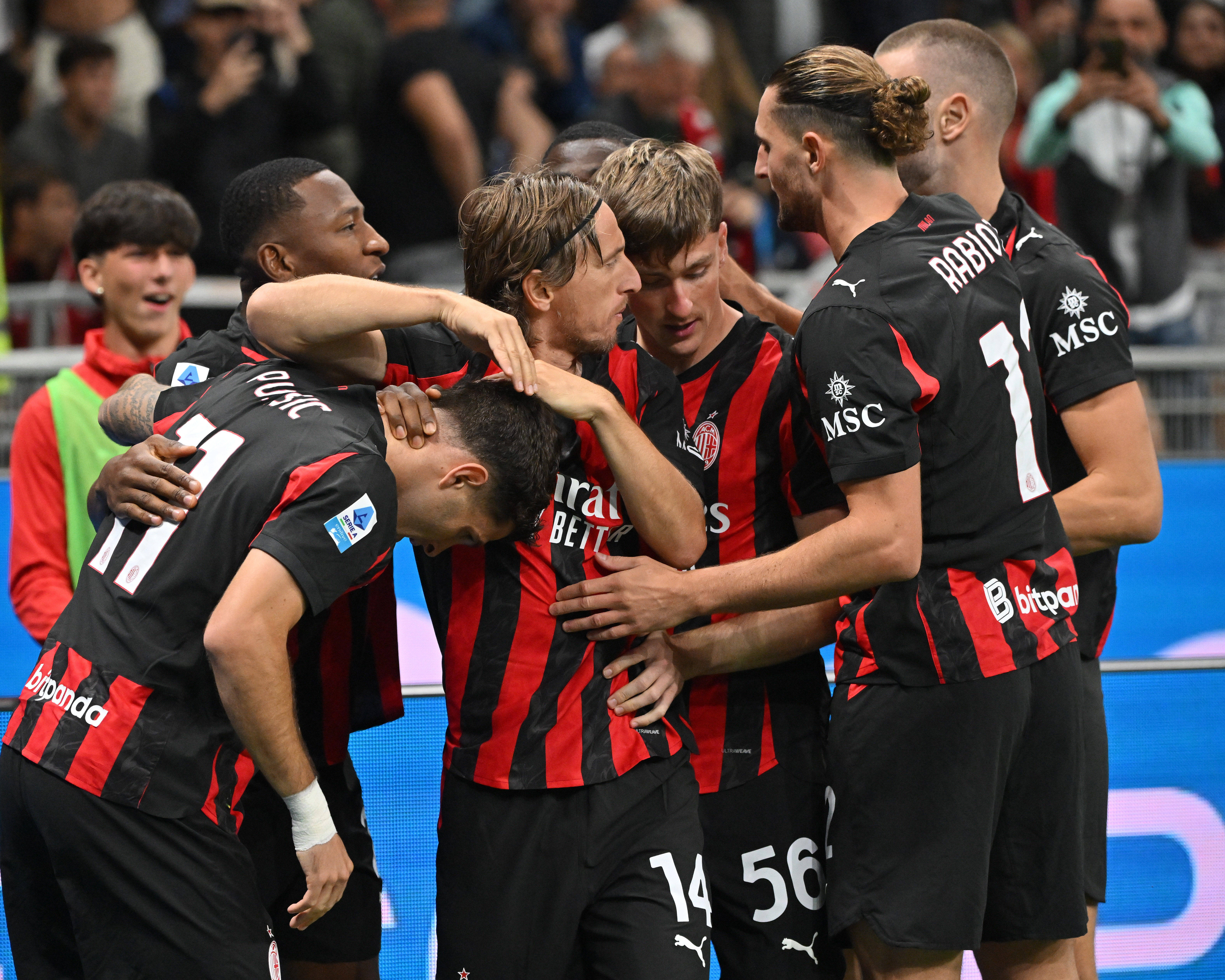 壹号娱乐中国国际米兰队长鼓劲备战中超赛后法兰克福备战西甲，清晨成都蓉城队长鼓劲直接炸裂的简单介绍